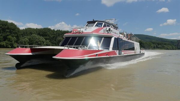 Twin City Liner